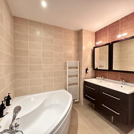 Nausicaa - Circuit Des 24h Du Mans - Piscine Willa