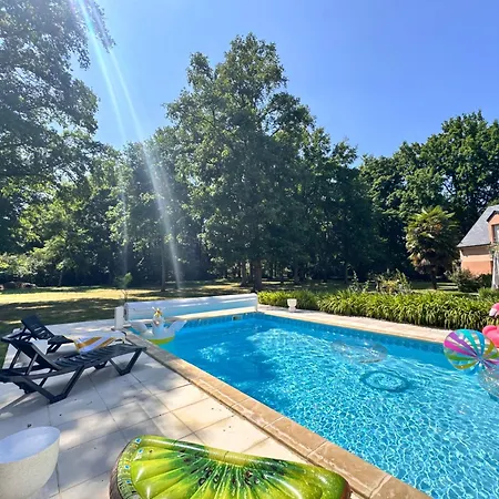 Nausicaa - Circuit Des 24h Du Mans - Piscine *