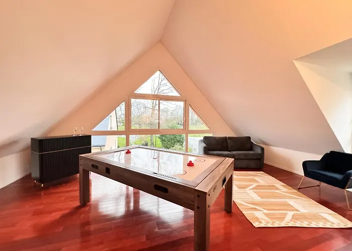 Nausicaa - Circuit Des 24h Du Mans - Piscine *