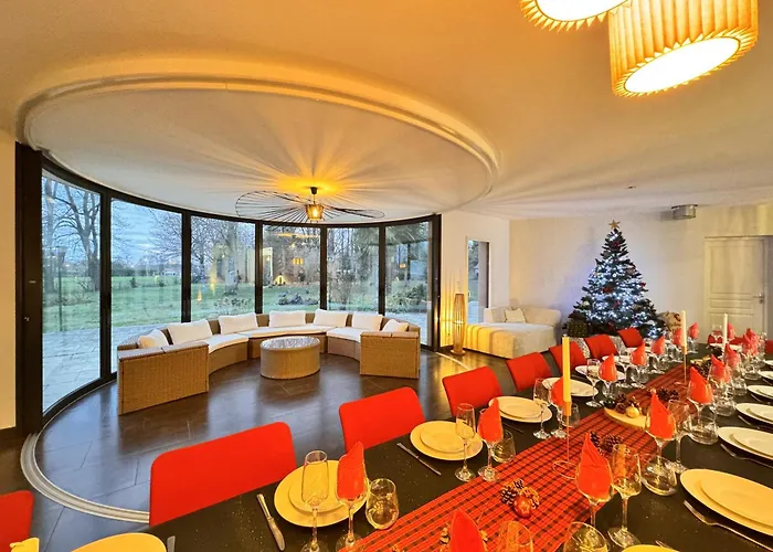 Nausicaa - Circuit Des 24h Du Mans - Piscine *